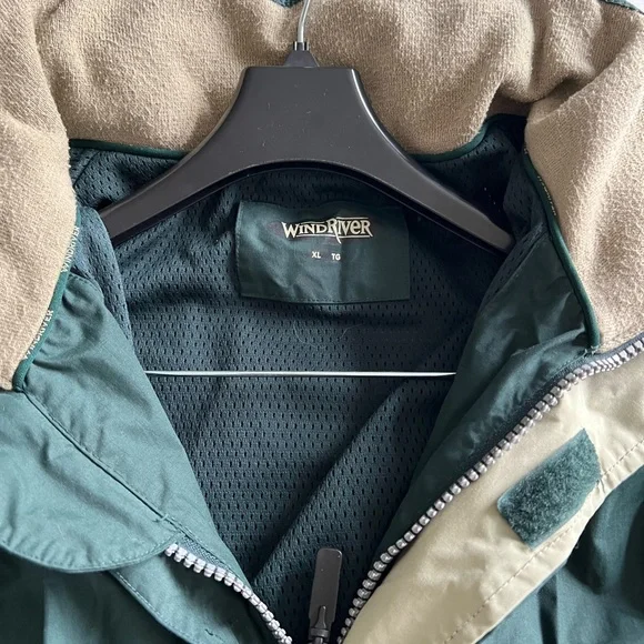 Wind River Hyper-Dri shell jacket - Picture 4 of 9